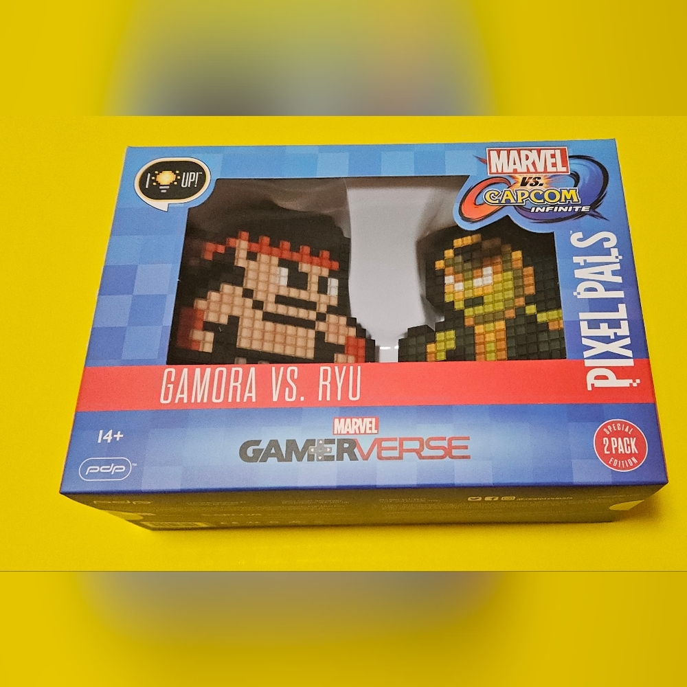 Gamora Vs Ryu Pixel Pals 2-Pack
